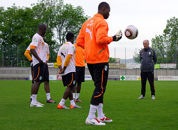 围内广受欢 围内广受欢